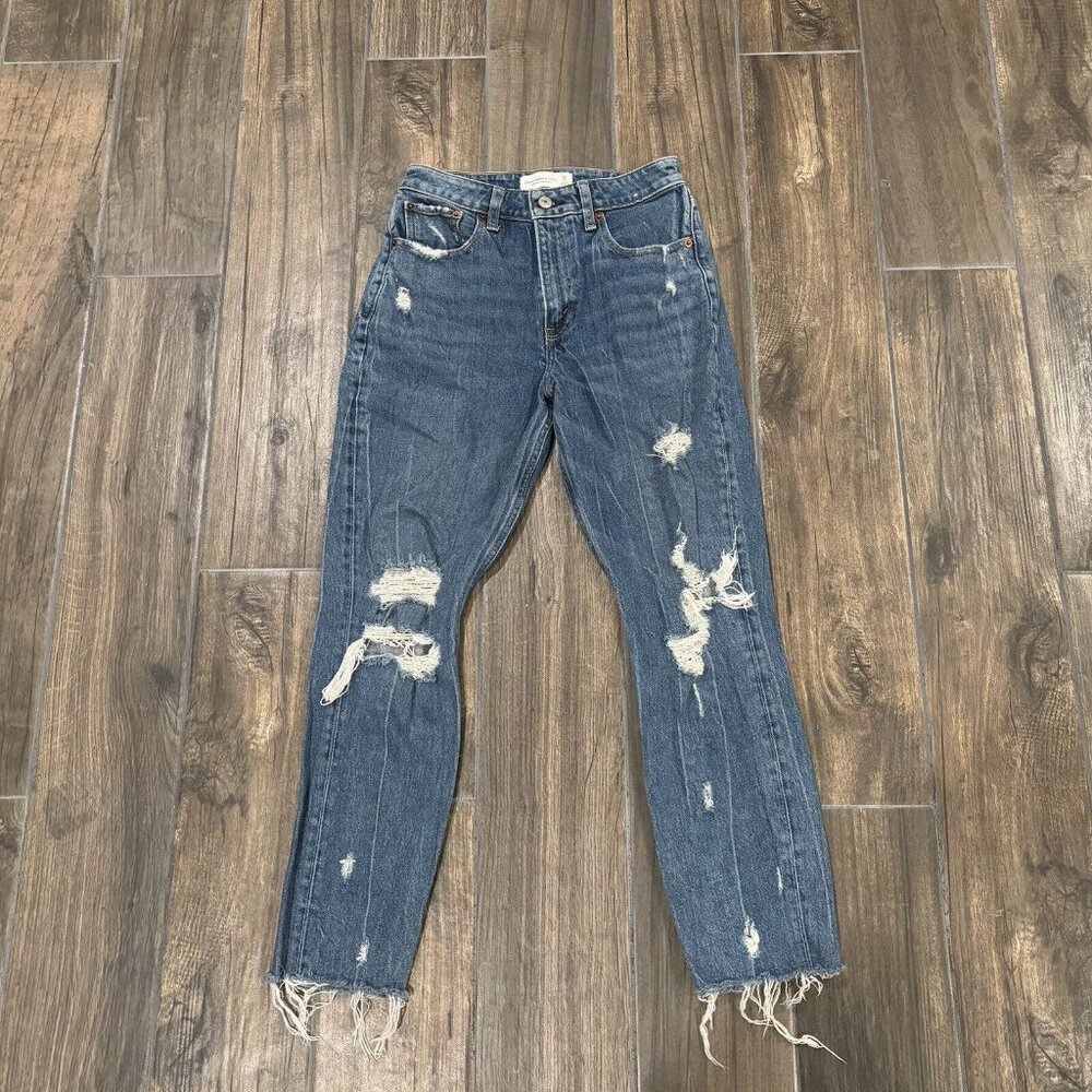 abercrombie fitch High Rise Mom Jean 26 Or 2R curve Love Distressed (131)